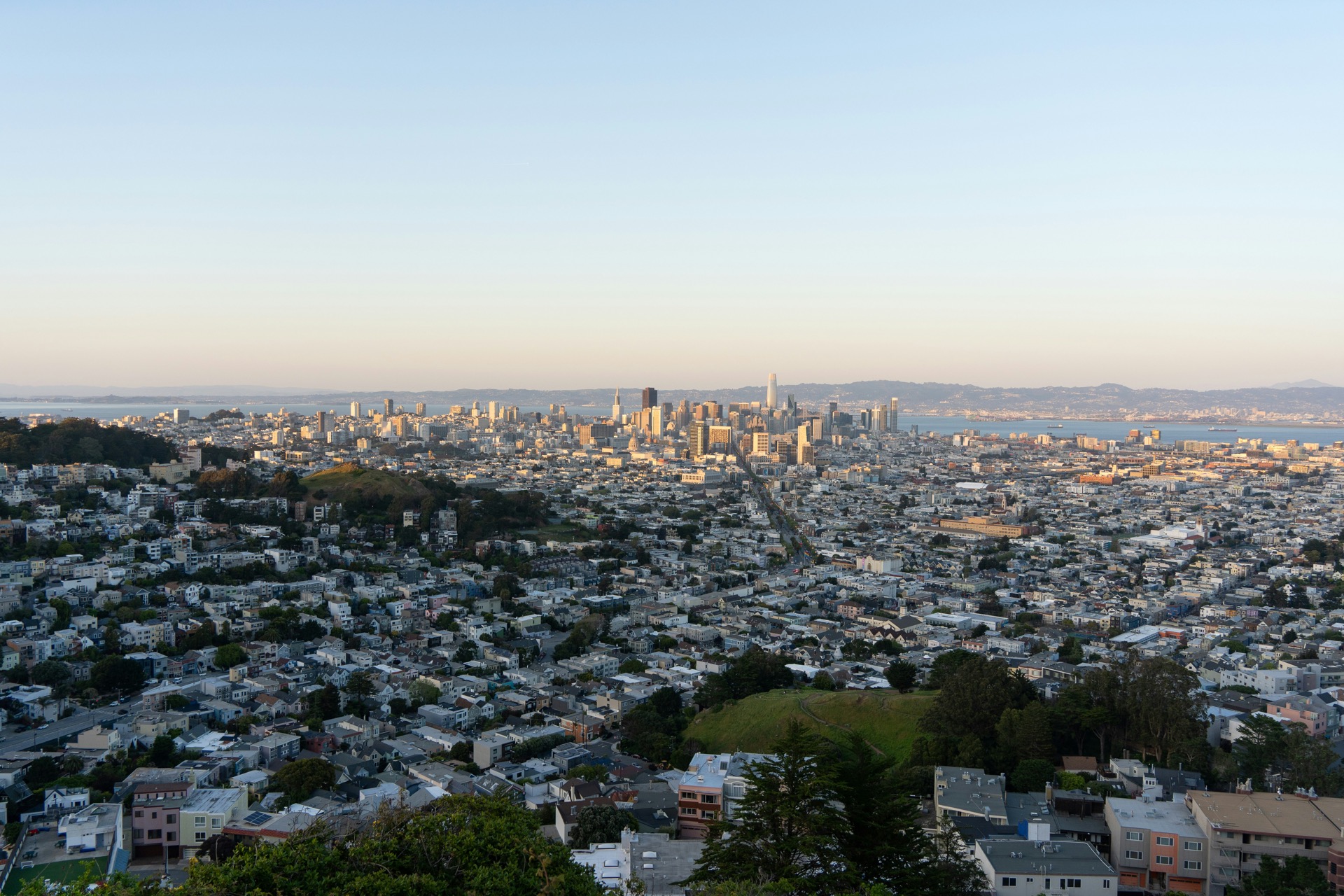 San Francisco rooftop view showcasing the city skyline